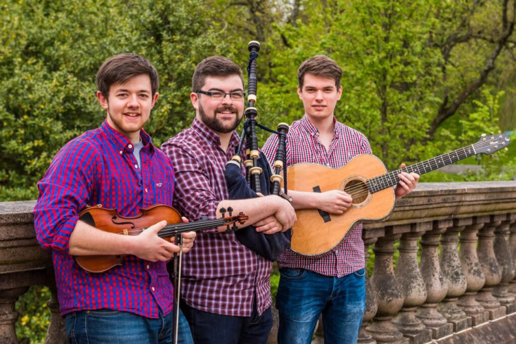 The Glasgow Ceilidh Band Looking Smart