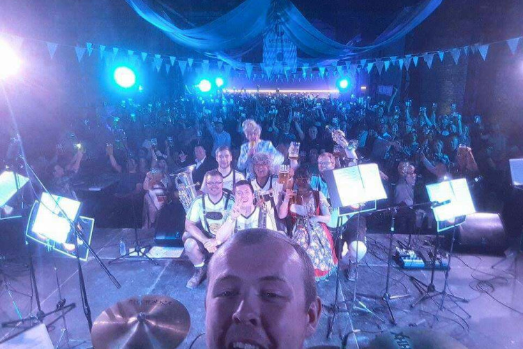 Essential Oompah 4