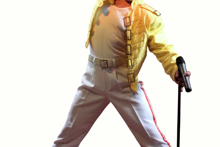 Freddie22 9 3