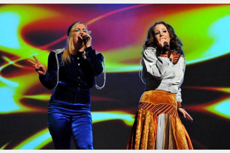 Abba Action Shot