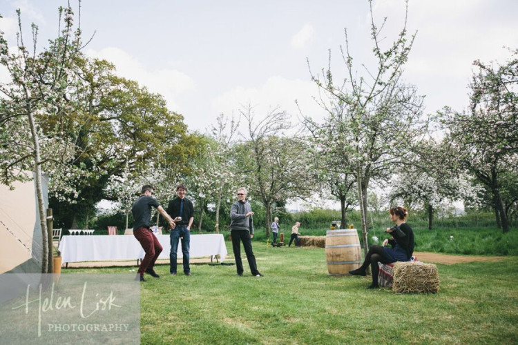 The Cherries Hampshire Wedding Band