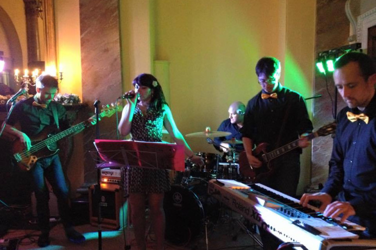 The Cherries Somerset Wedding band