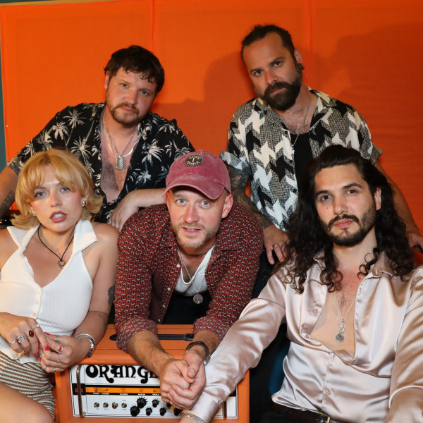 the honey band for hire formal group portrait studio