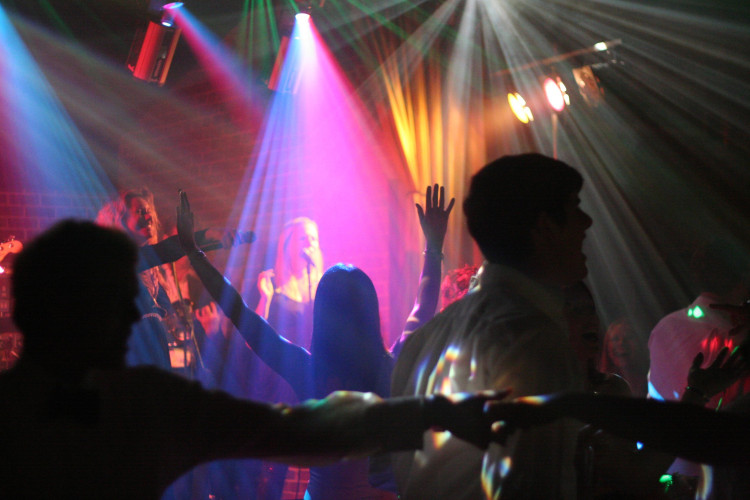 The Gold Standard Norwich Wedding Band
