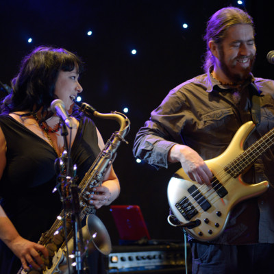 The Beggers Worcestershire Wedding Band