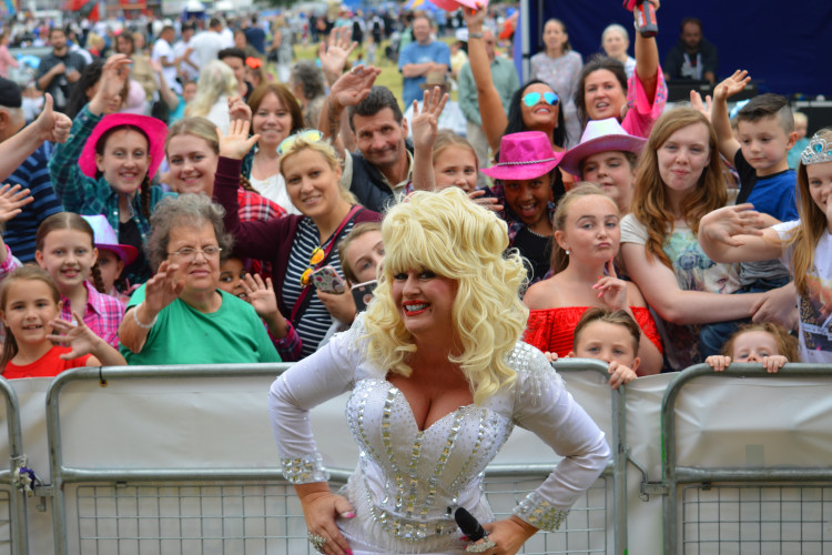 The Dolly Parton Experience Festival