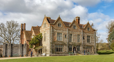 Grays Court