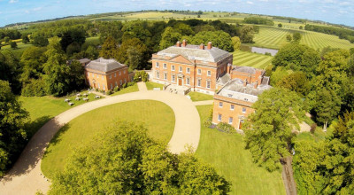 Kelmarsh Hall & Gardens