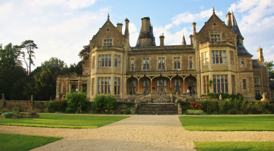 Orchardleigh House
