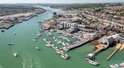 Shepards Wharf Marina – The Sugar Store