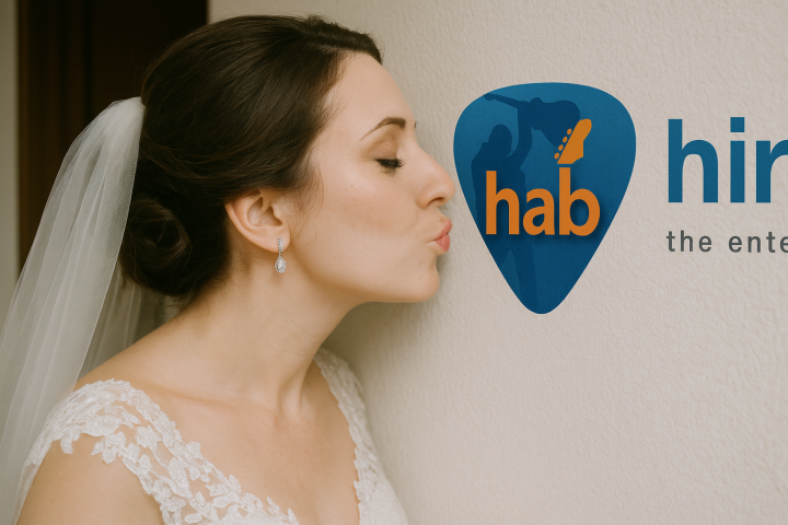 Bride Kissing HAB